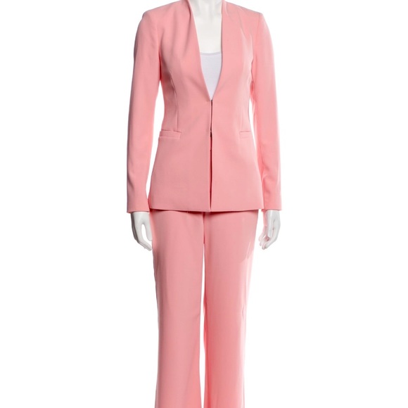 Alice and olivia - Picture 1 of 4
